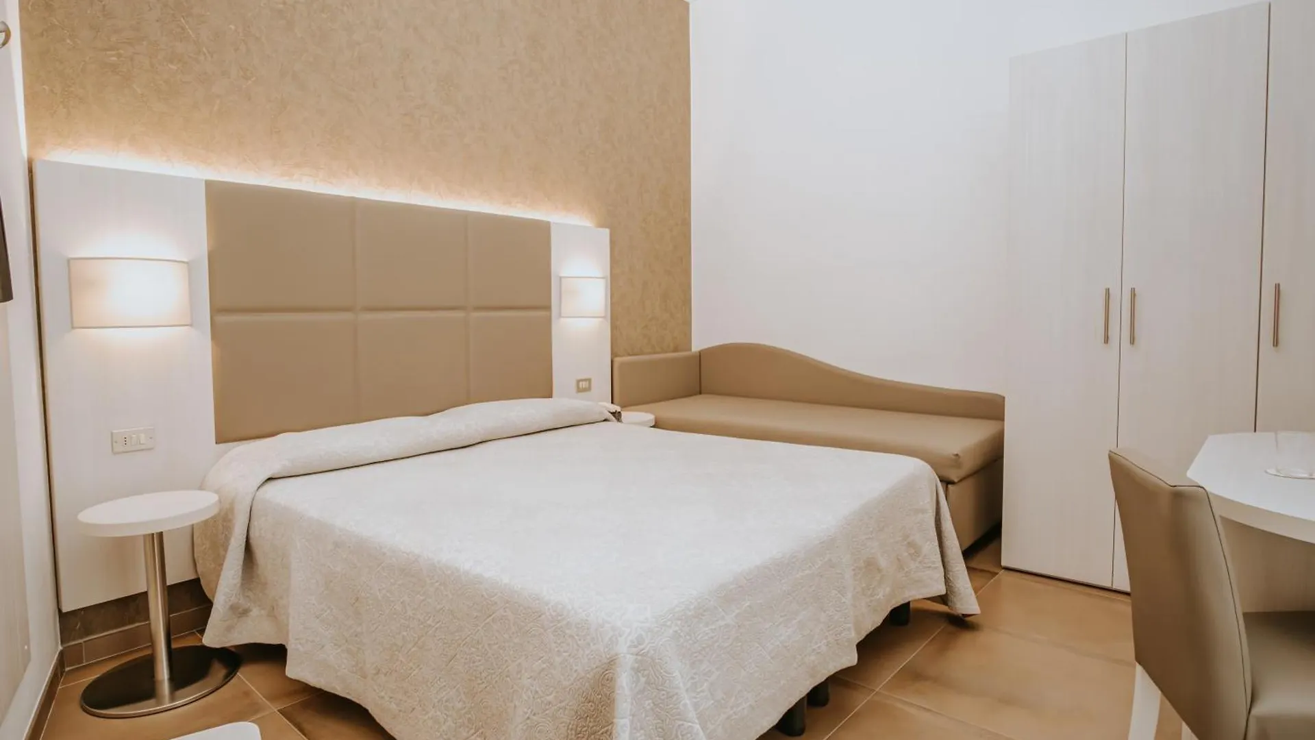 Hotel Gabriella Rimini 3*,  Italy